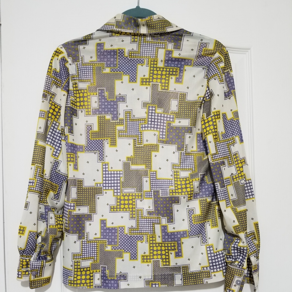 Woman's vintage shirt